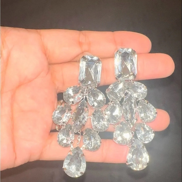 NEW-Silver Crystal Statement Dangle Earrings - Picture 5 of 5